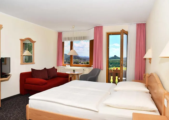 מלון Panoramahotel Wolfsberg